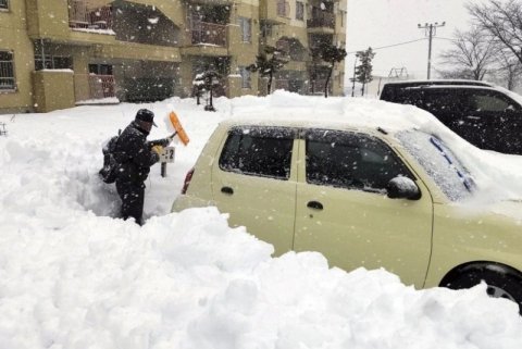 Yaponiyada şiddətli qar - 13 nəfər xəsarət aldı