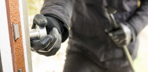 Yarımtikililərdən naqilləri oğurlayan şəxslər YAXALANDI