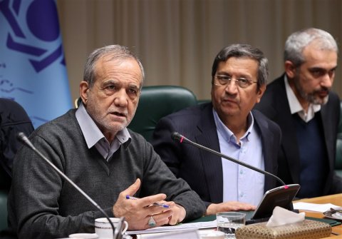 Pezeşkian qubernatorlara əmr verdi: Ölənlərin ailələrilə görüşün!