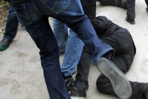 Şirkət rəhbəri aylıq ödənişləri etməyən sakini vəhşicəsinə döydü - HƏBS OLUNMADI