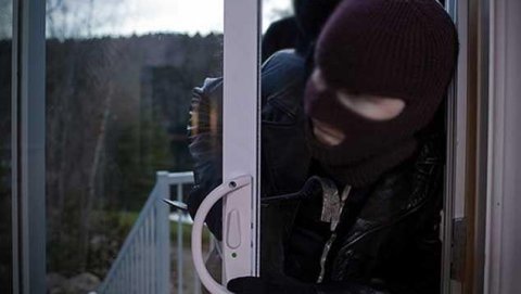 3 evi yaran oğru TUTULDU