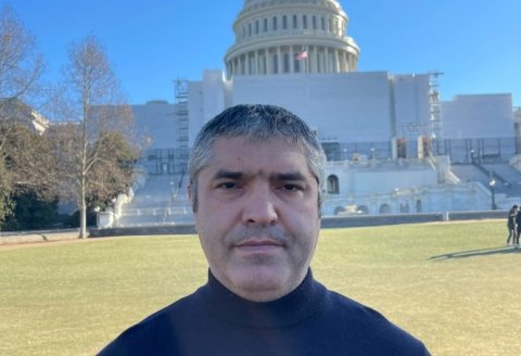 ABŞ-də saxlanılan azərbaycanlı alim azadlığa buraxıldı