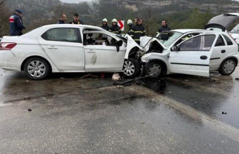 Antalyada növbəti ağır yol qəzası - 6 nəfər öldü