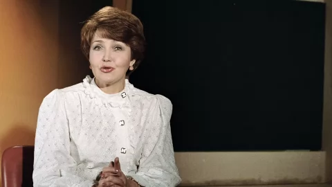 Məşhur diktor vəfat etdi