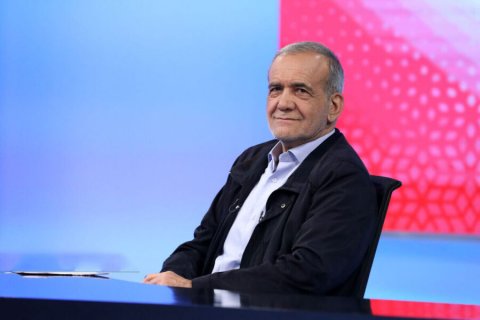 Pezeşkian: İran-ABŞ danışıqları irəliyə doğru atılmış addımdır