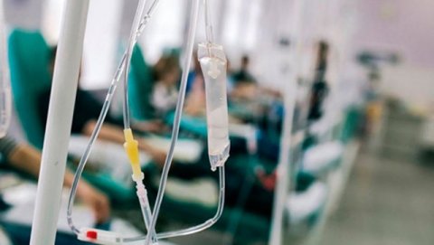 Salyanda bir ailənin 4 üzvü qidadan zəhərləndi - 11 yaşlı uşaq öldü