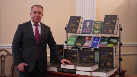 Komitə sədrinin üçcildlik elmi   əsərinin təqdimatı keçirilib