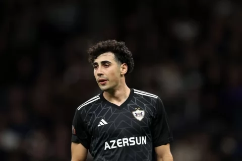 Bəhlul Mustafazadə 3 ay yaşıl meydanlardan kənarda qalacaq