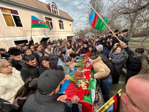 Üç rayonda itkin şəhidlərimiz torpağa tapşırıldı