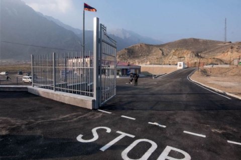 Rusiya hərbçiləri Ermənistan sərhədini tərk etdi