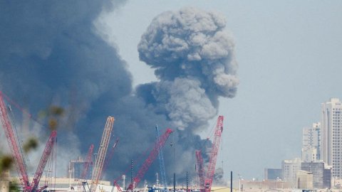 İran Bəhreyndəki ABŞ bazasını vurduğunu açıqladı