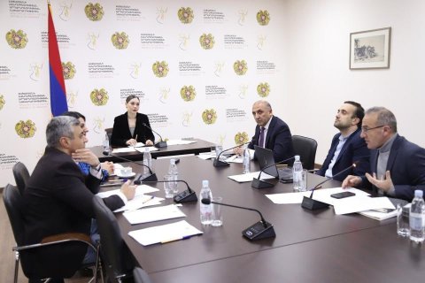 Ermənistanda Konstitusiyaya yeni dəyişikliklər müzakirə olunur