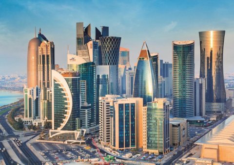 Qətər İran diplomatlarını ölkədən çıxarır