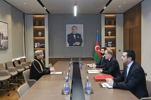 Ceyhun Bayramov Omanın yeni qeyri-rezident səfirini qəbul edib