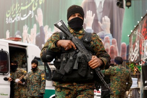 İsrail Tehranda “Bəsic” postlarını bombaladı