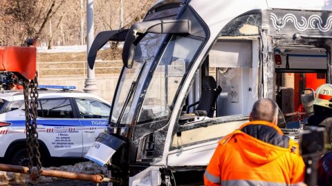 Moskvada tramvaylar toqquşdu - Onlarla insan xəsarət aldı