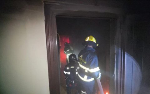 Bakıda yanğın - 8 nəfər təxliyə olundu