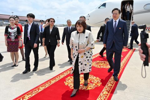 Sahibə Qafarova Çinə gedib