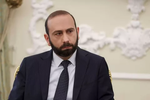 Mirzoyan: "İrəvanın məqsədi Bakı ilə qarşılıqlı faydalı əməkdaşlıq qurmaqdır"