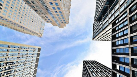 Üçdən çox mənzili olanlar əlavə vergi ödəyəcək