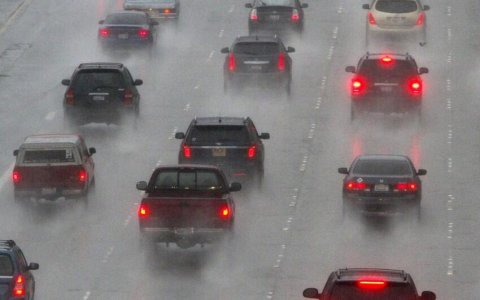 Bakı-Şamaxı yolunda qəza - Yol bağlandı