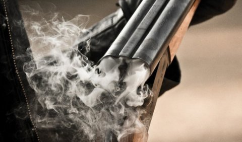 Bakıda qardaş qardaşı GÜLLƏLƏDİ