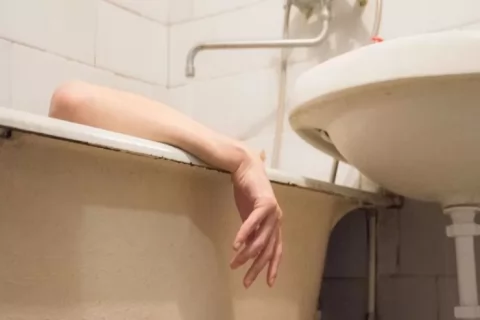 Siyəzəndə dəm qazı faciəsi: qadın hamamda öldü