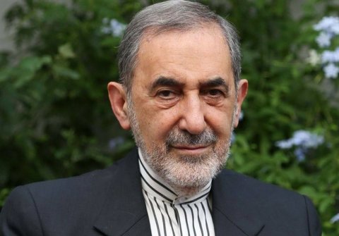 Əli Əkbər Vilayətidən atəşkəsə reaksiya: ABŞ-ni məcbur etdik