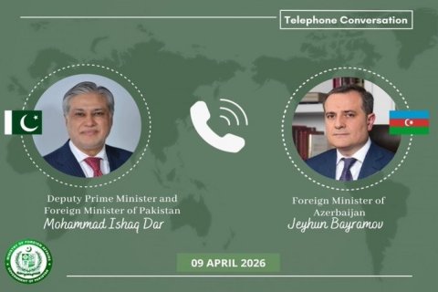 Ceyhun Bayramov pakistanlı həmkarı ilə danışdı